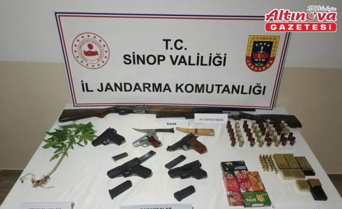 Sinop'ta silah ve mühimmat kaçakçılığı operasyonunda 3 kişi yakalandı