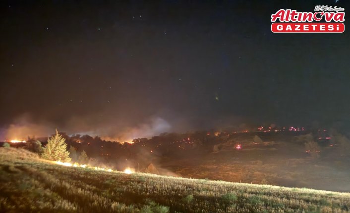 Çorum'da tarlada çıkan ve ormanlık alana sıçrayan yangın söndürüldü