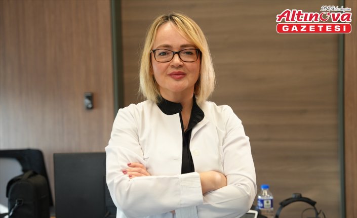 “Kırmızı göz“ riskine karşı deniz ve havuzda UV korumalı gözlük önerisi