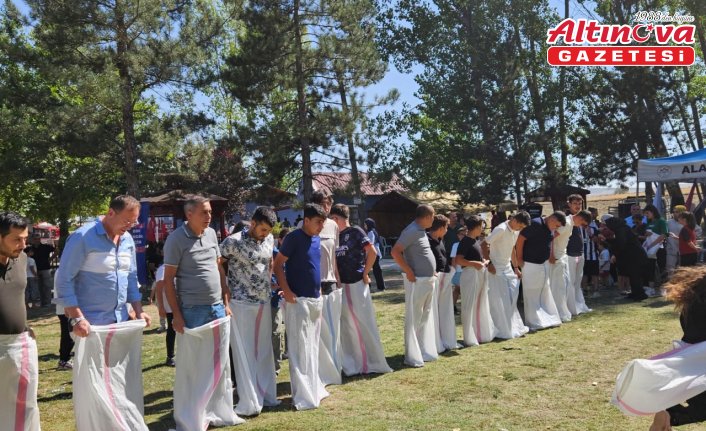 Türk Büro-Sen Çorum Şubesi üyeleri şenlikte buluştu