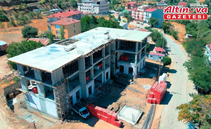 Çamoluk'ta yeni hükumet konağı inşası sürüyor