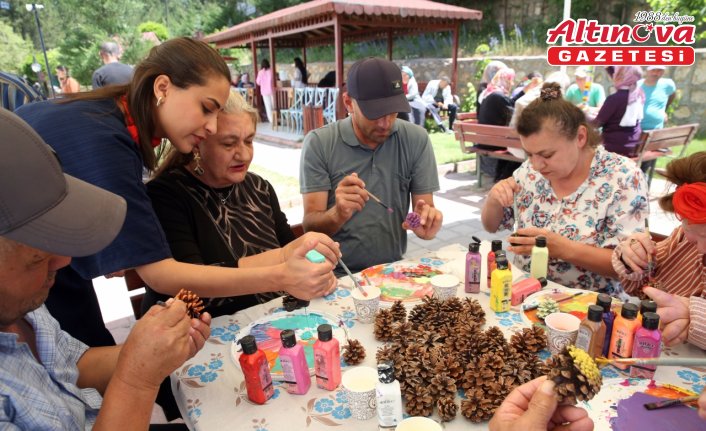 Özel gereksinimli bireyler sanattan spora etkinliklerle sosyalleşiyor