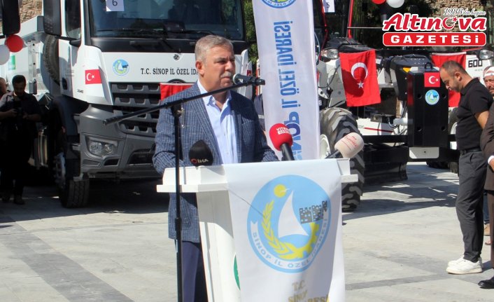 Sinop'ta İl Özel İdaresi filosuna kazandırılan yeni hizmet araçları tanıtıldı