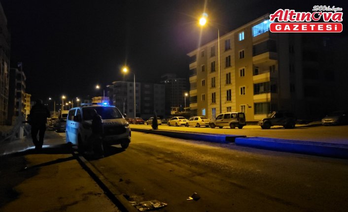 Çorum'da havaya ateş açılması sonucu bir apartman dairesine mermi isabet etti