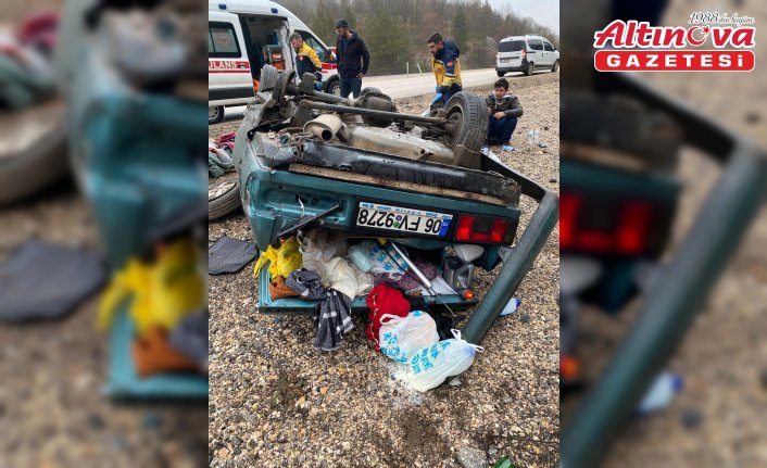Bolu'da takla atan otomobildeki 4 kişi yaralandı