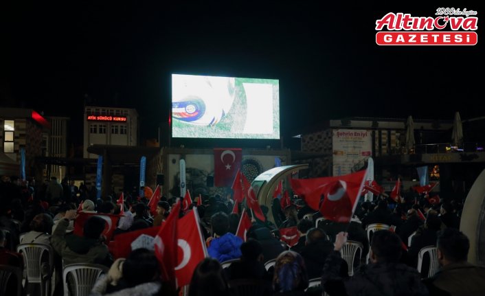 Samsun ve çevre illerde Kosova-Türkiye maçı dev ekranlardan izlendi