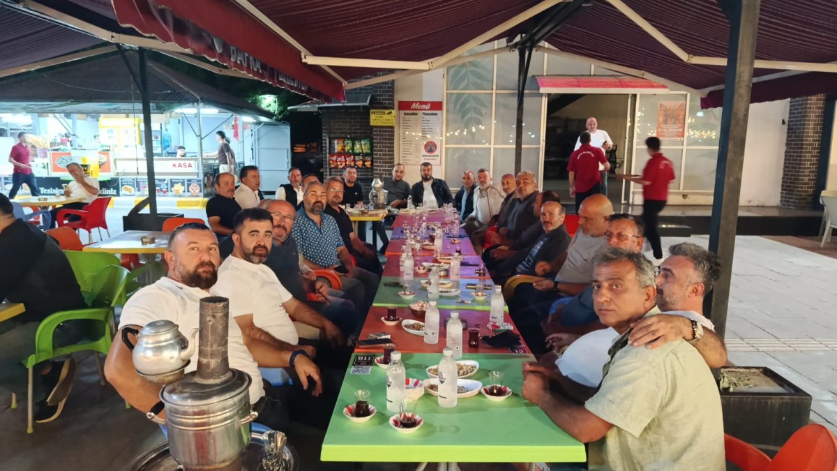 BAFRA'LI KAMYON ŞOFÖRLERİNDEN “GEÇİNEMİYORUZ” ÇIKIŞI!