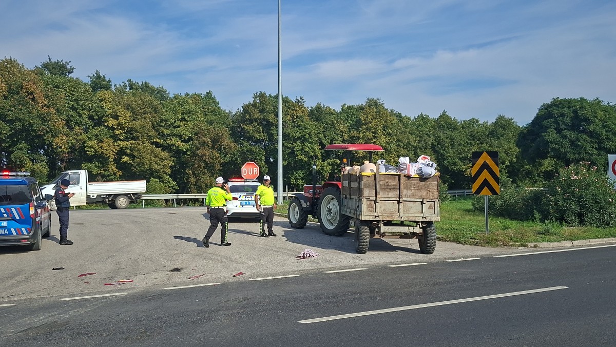 Samsun Bafra'da Trafik Kazası: Traktör ile Motosiklet Çarpıştı!