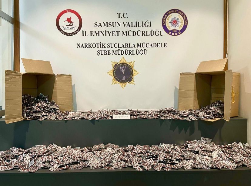 Samsun'da uyuşturucu operasyonlarında 129 bin 600 uyuşturucu hap ele geçirildi