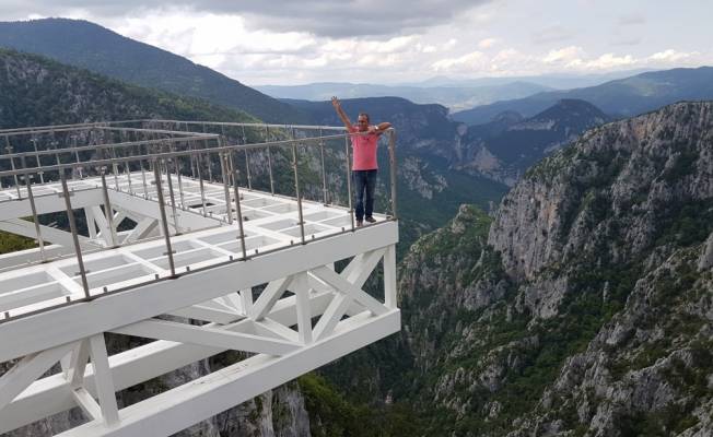 Çatak Kanyonu'nda 450 metre yükseklikte cam teras