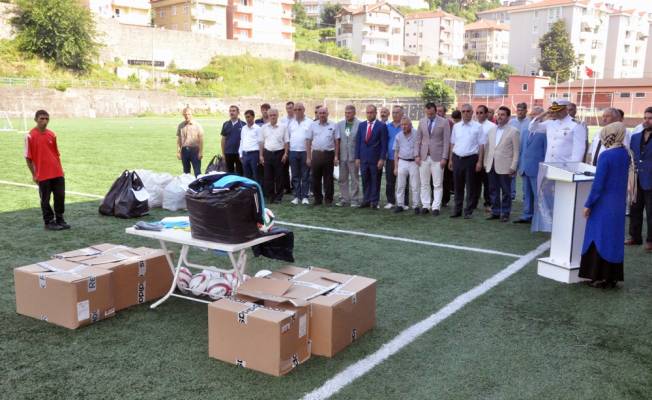 Ereğli'de amatör spor kulüplerine malzeme desteği