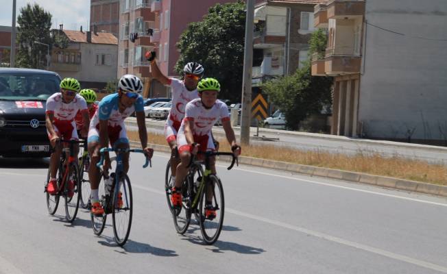 İşitme Engelliler Türkiye Bisiklet Takımı müsabakalara hazırlanıyor