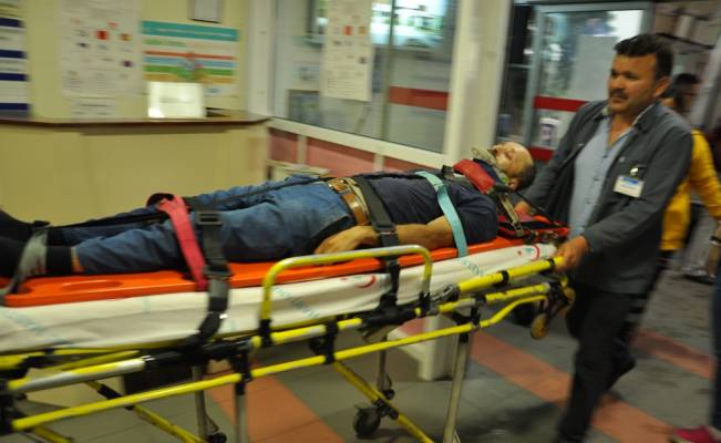 Kastamonu'da otomobil devrildi: 8 yaralı