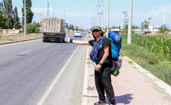 Otostopla Orta Asya'yı gezecek