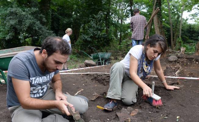 Bizanslıların dini merkezi olan adada günlük yaşantı araştırılıyor