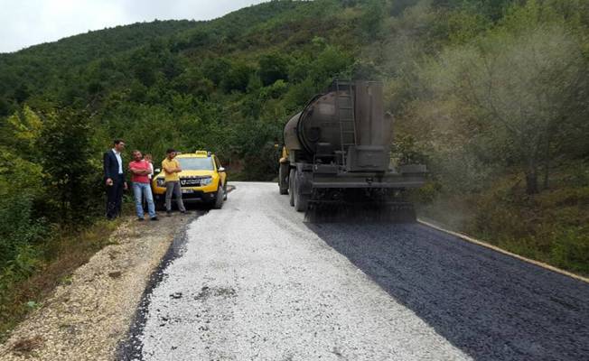 Bozkurt'ta köy yolları asfaltlanıyor
