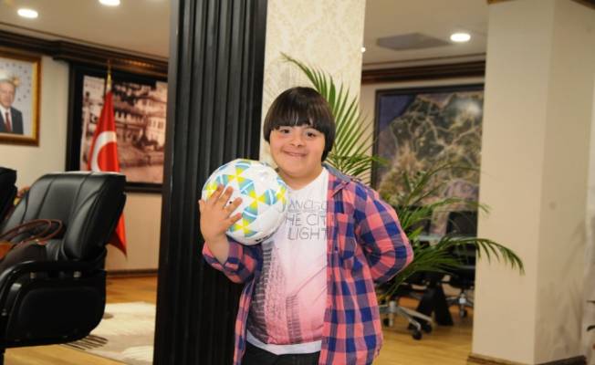 Down sendromlu Salih'in hayali Cumhurbaşkanı Erdoğan ile tanışmak