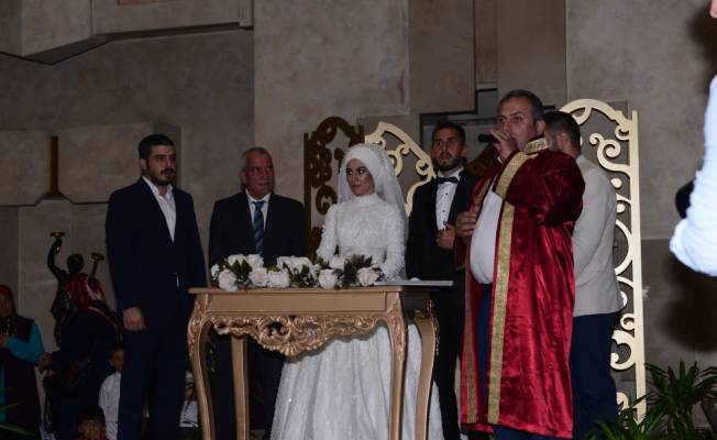 Gençlerbirliği futbolcusu Zeki Yavru dünya evine girdi