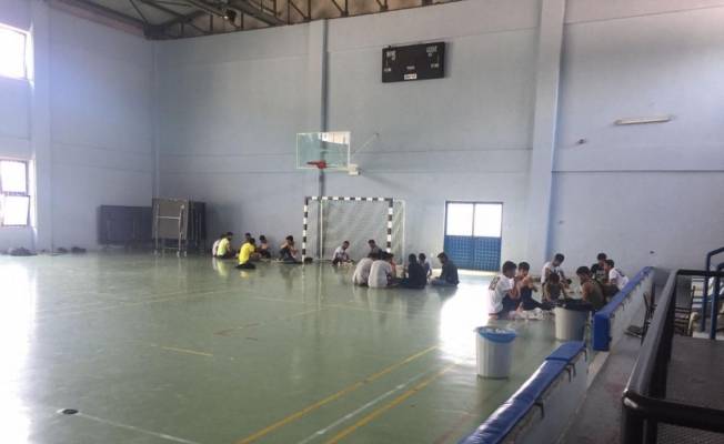 Türk Kızılayından mültecilere yardım