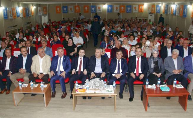 AK Parti Sinop Merkez İlçe Başkanlığına Özçelik seçildi