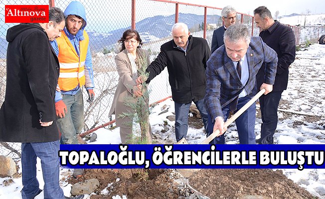 Başkan Topaloğlu Kösedik Mahallesinde Öğrencilerle Buluştu