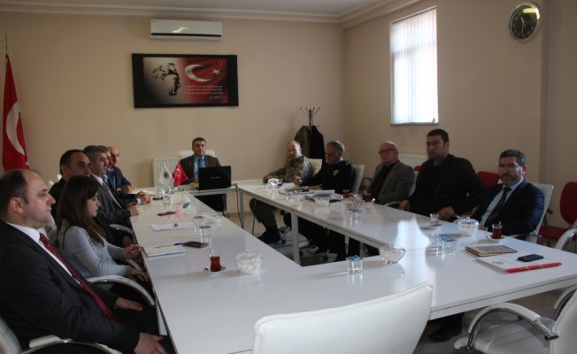 Taşova’da uyuşturucuyla mücadele toplantısı