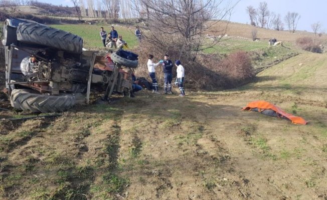 Amasya'da traktör devrildi: 1 ölü