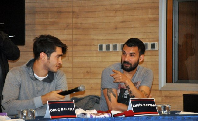 Engin Baytar öğrencilerle bir araya geldi