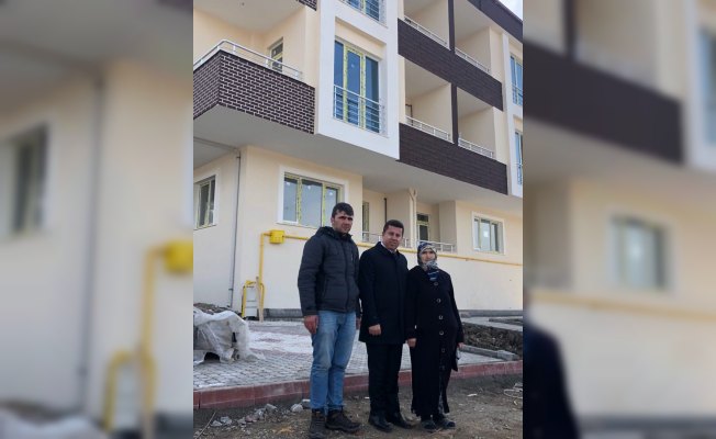 Galip Öztürk'ten şehit annesine ev