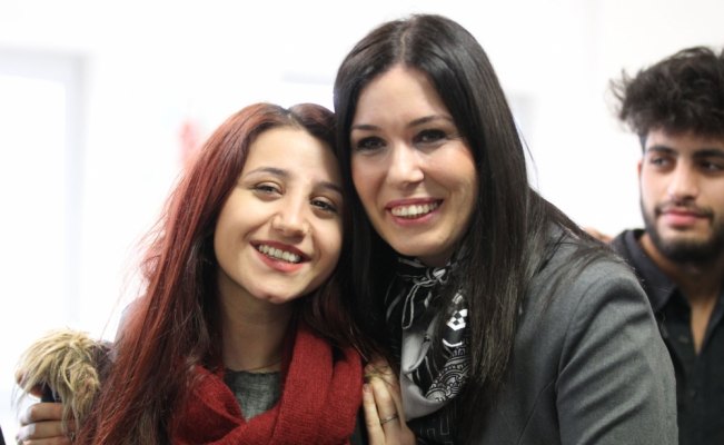 Karaaslan ile üniversite öğrencilerinden şehit evine taziye ziyareti