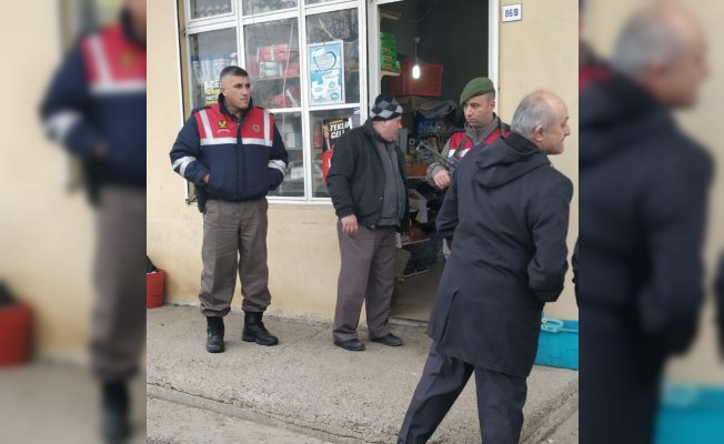 Kazara ateş alan silah oğlunu yaraladı