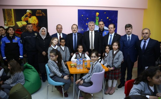 Şehit Polis Erbay'ın adı kütüphanede yaşatılacak