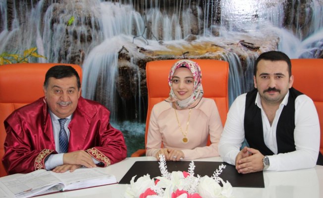 Sevgililer Günü'nde nikah yoğunluğu