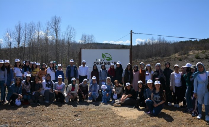 Afrin şehitleri için fidan dikildi