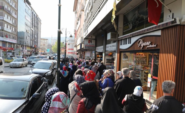 Geçici işçilik için başvuru yoğunluğu yaşandı