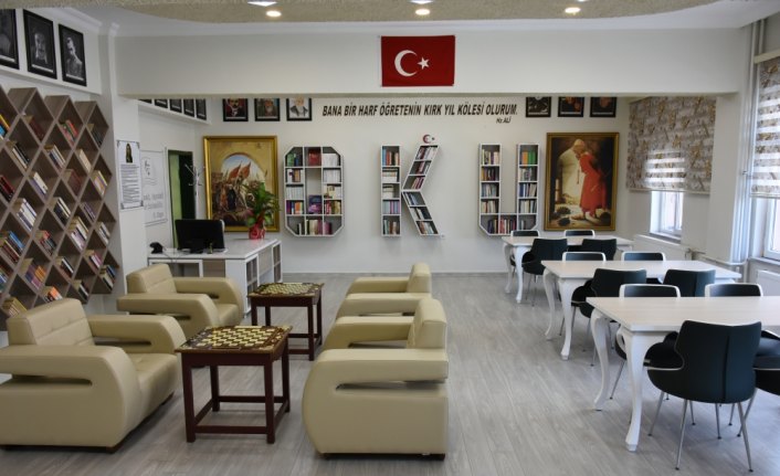 Gümüşhacıköy'de kütüphane açılışı