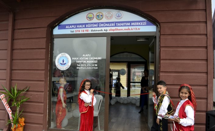 Halk Eğitimi Ürünleri Tanıtım Merkezi açıldı
