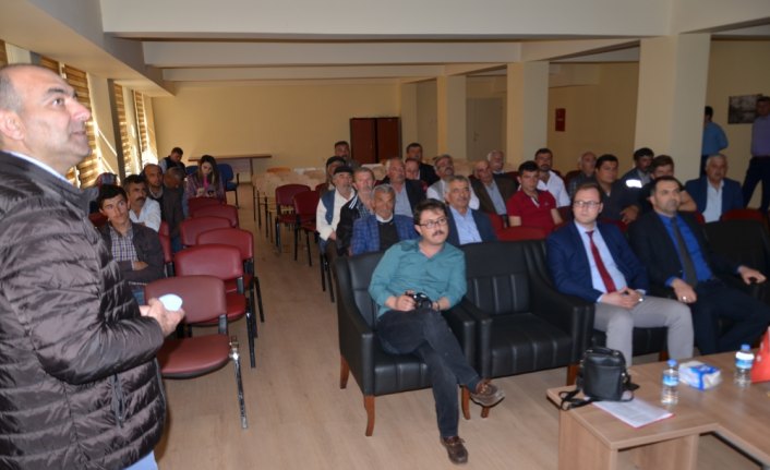 Hanönü'de genç çiftçileri bilgilendirme toplantısı