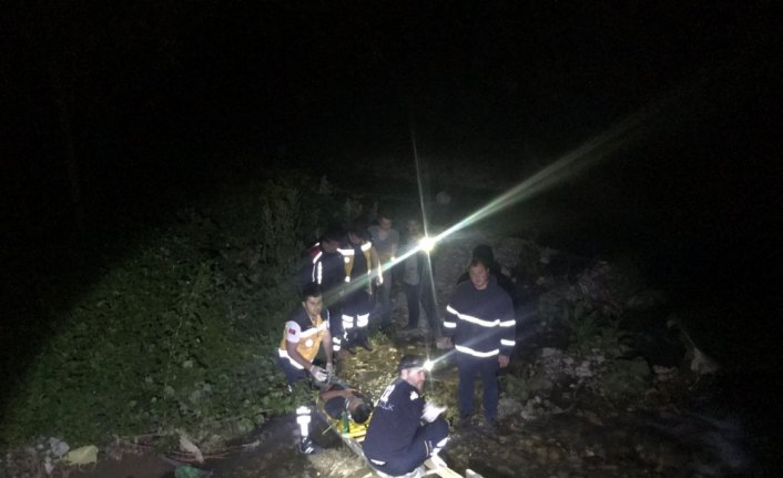 Karabük'te kanyona düşen kişi kurtarıldı