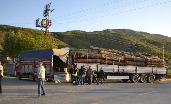 Karabük'te trafik kazası: 17 yaralı