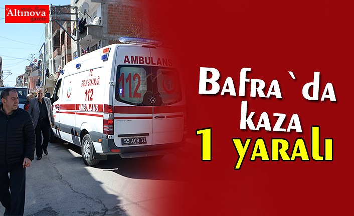 Motosiklet ile kamyonet çarpıştı: 1 yaralı