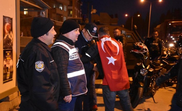 Motosiklet tutkunlarından polise ziyaret