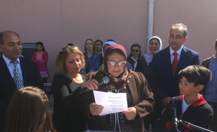 Şiir okuma hayallerini 60'lı yaşlarında gerçekleştirdiler