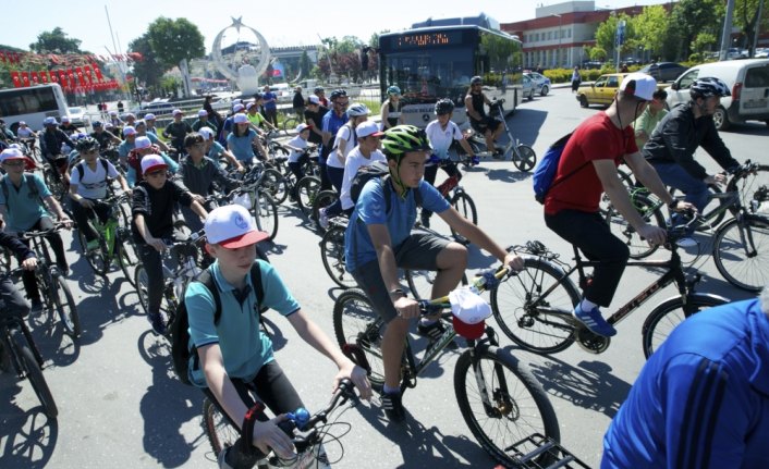 1500 genç pedal çevirdi