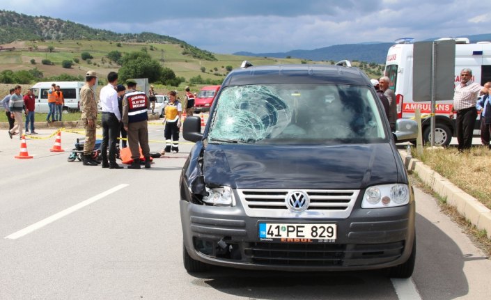 Amasya'da hafif ticari aracın çarptığı yaya öldü