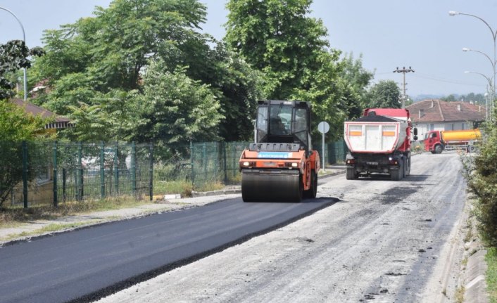 Düzce'de asfaltlama çalışmaları