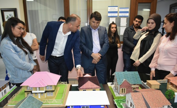 Kaynaşlı'da yıl sonu sergisi