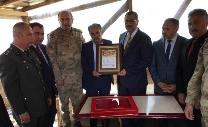 Şehit Karacaoğlu'nun ailesine şehadet belgesi verildi