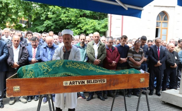 Vali Doğanay, Polat'ın cenaze törenine katıldı