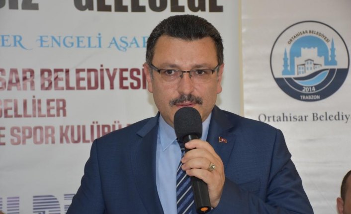 Engelliler dernek çatısı altında buluştu